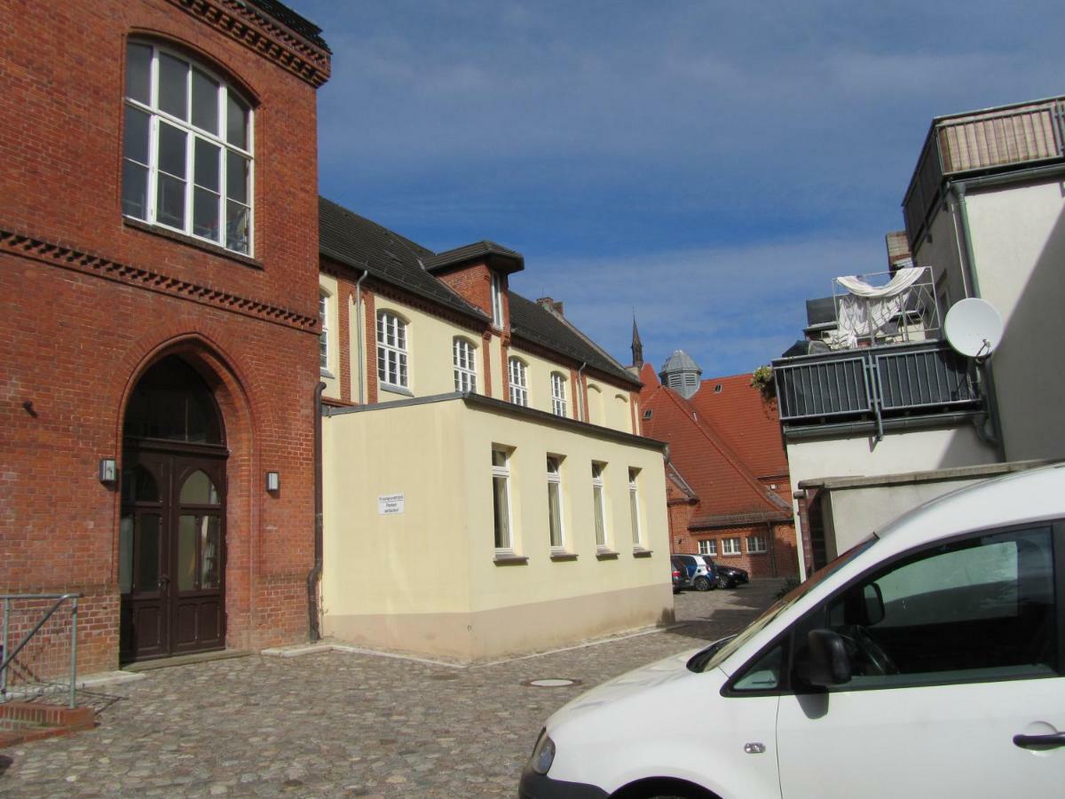Altstadt Ferienwohnung Wismar Luaran gambar